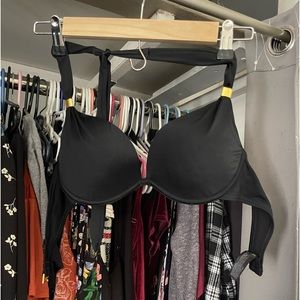 Push up bikini top size 34C 🖤